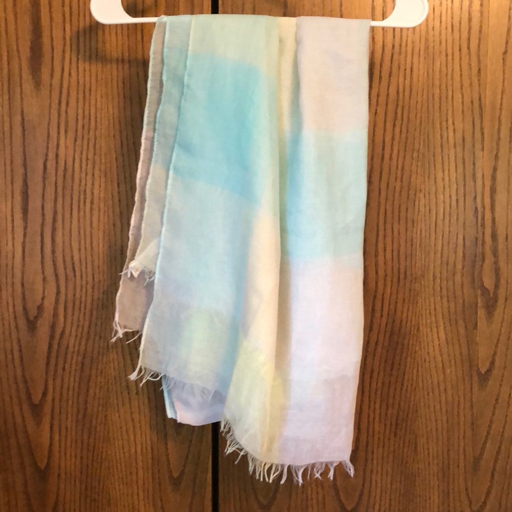 Multi-color scarf!
